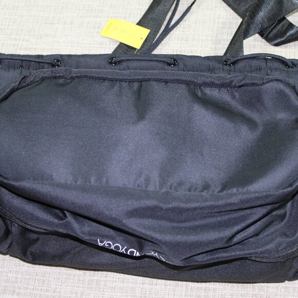 Beyond Yoga Black Fashion Bag - Picture 5 of 9